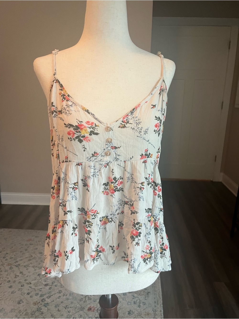 Cottagecore Floral Ivory Spaghetti-Strap Flowy Tank Top w Adjustable straps